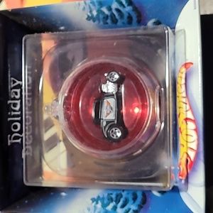 2Hot wheels holiday bulbs